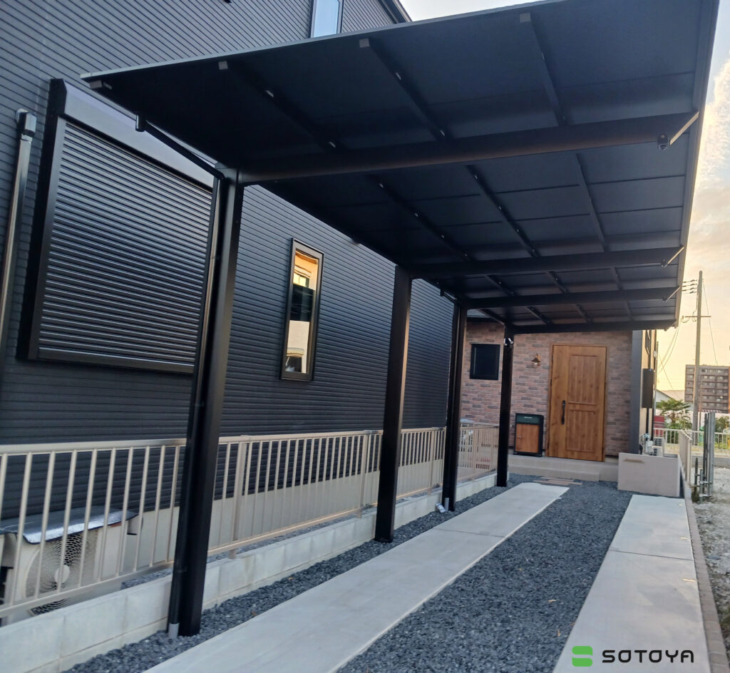 熱線カットのブラックポリカ