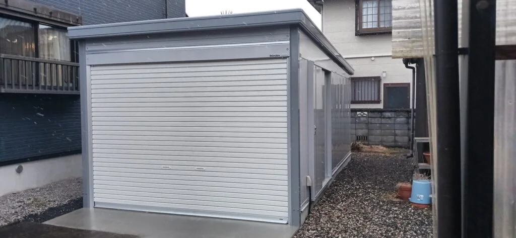 ガレージ車庫　設置しました