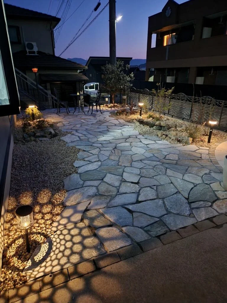 ライトアップでおしゃれに