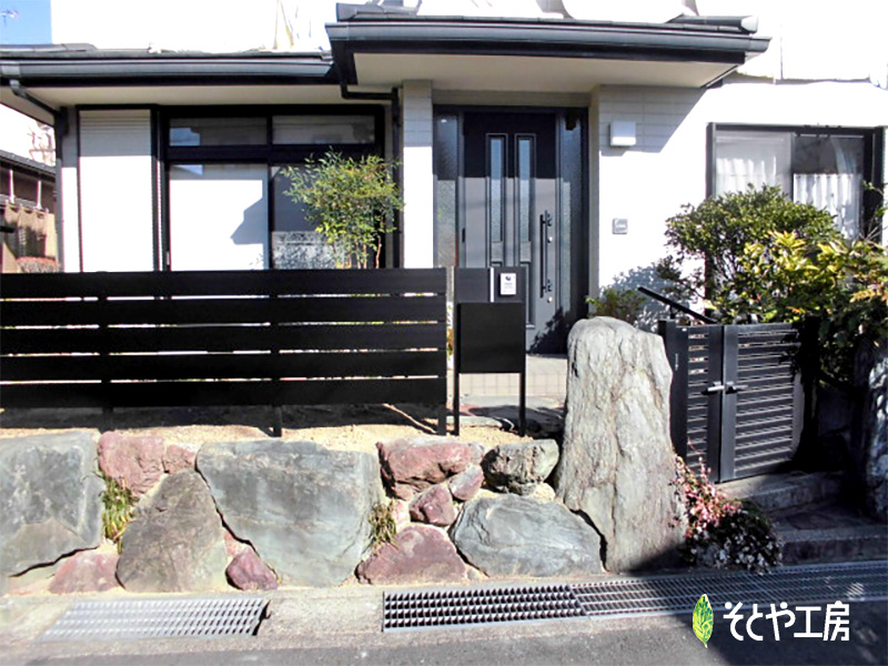 モダンな雰囲気のある機能門柱