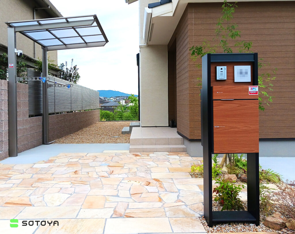 緑が映えるナチュラルなアプローチ(奈良市）