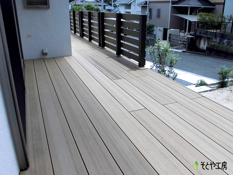 こだわりの人工木デッキ（高槻市）