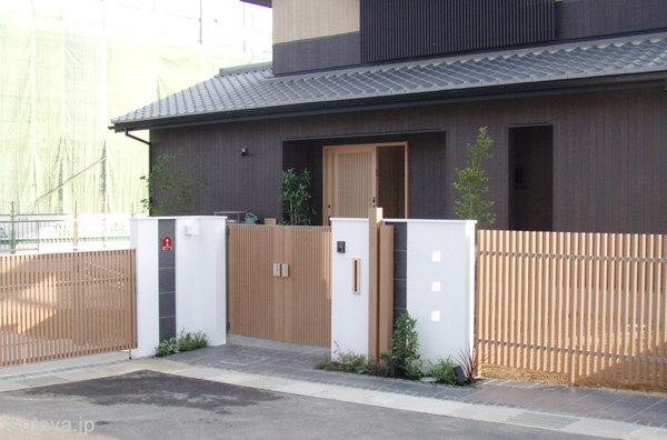 袋小路のクローズ外構