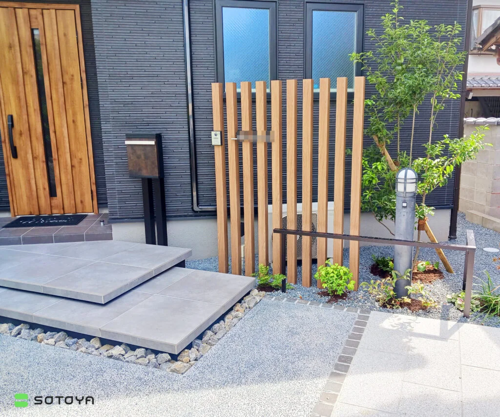 和モダンなエントランス