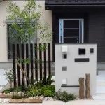 門柱＋坪庭のエントランス