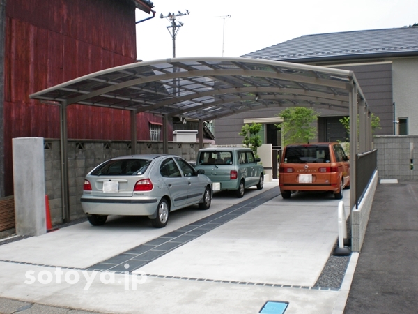 車を「縦」に並べるレイアウト